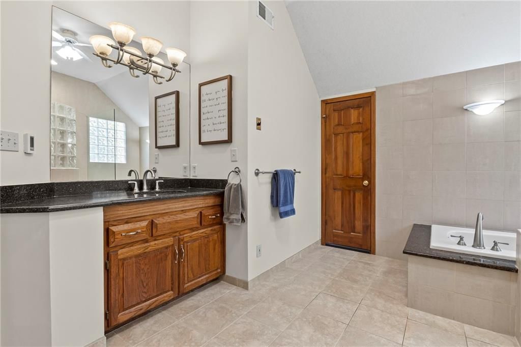 6115 W 157th Street — photo 29
