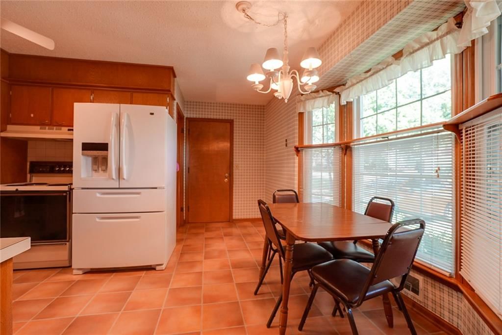 4722 Hedges Avenue — photo 5