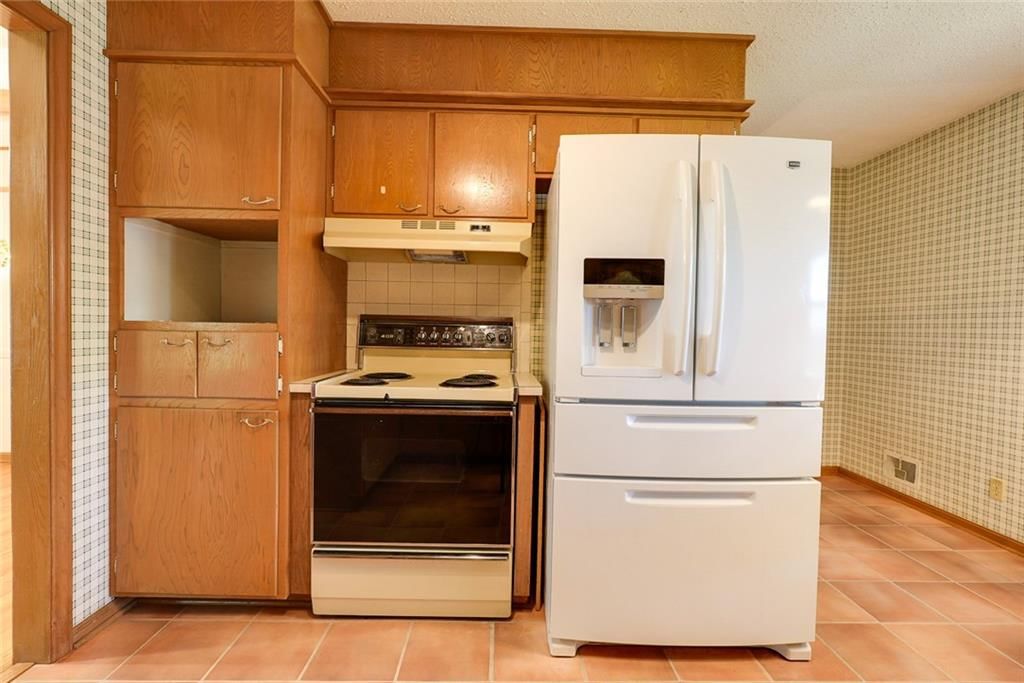 4722 Hedges Avenue — photo 7