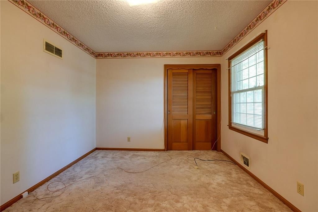 4722 Hedges Avenue — photo 16