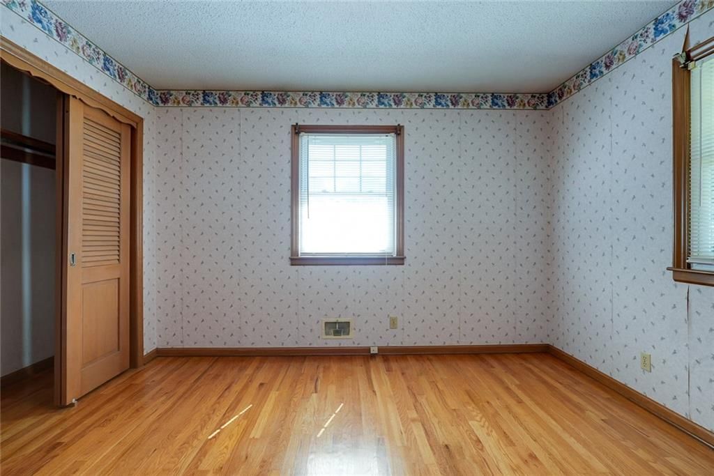 4722 Hedges Avenue — photo 23