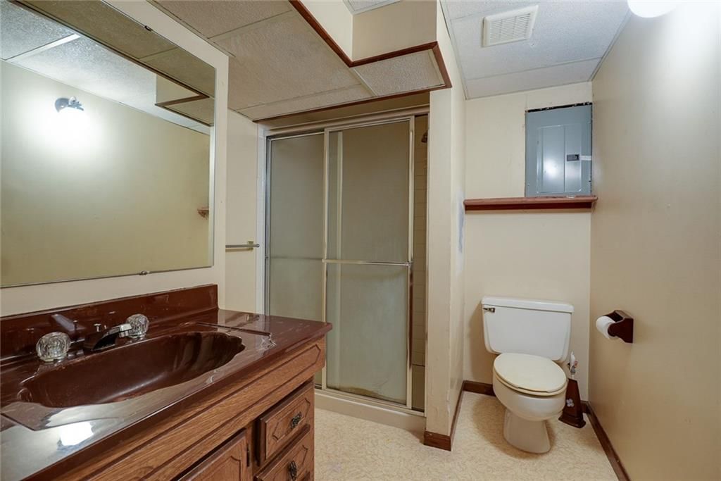 4722 Hedges Avenue — photo 34