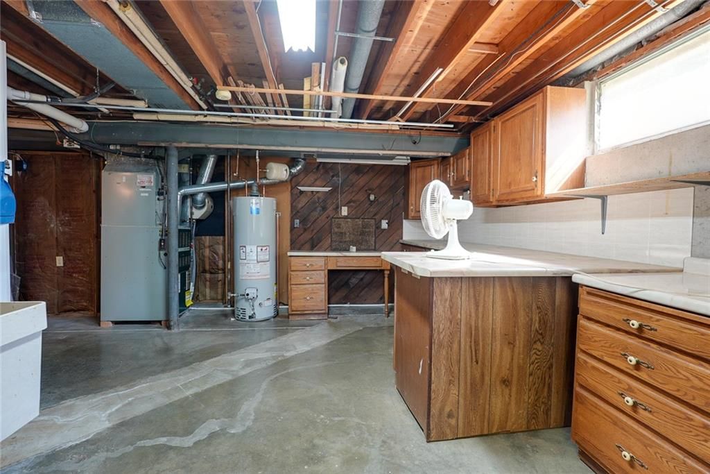 4722 Hedges Avenue — photo 36