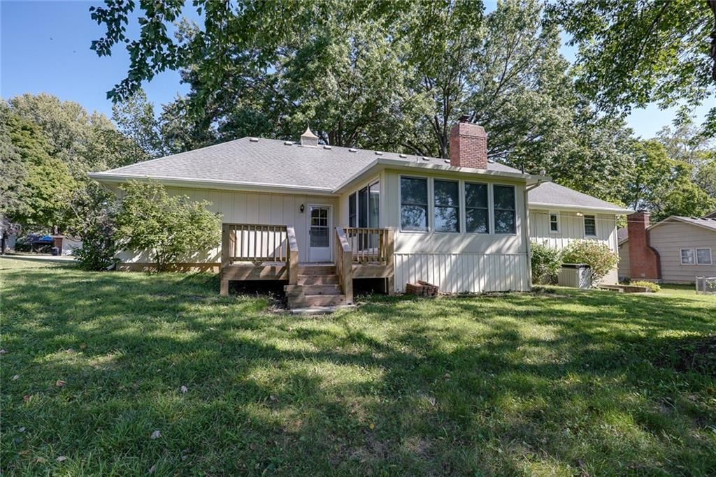 4722 Hedges Avenue — photo 39