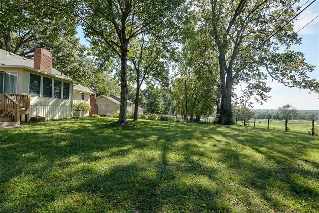 4722 Hedges Avenue — photo 42