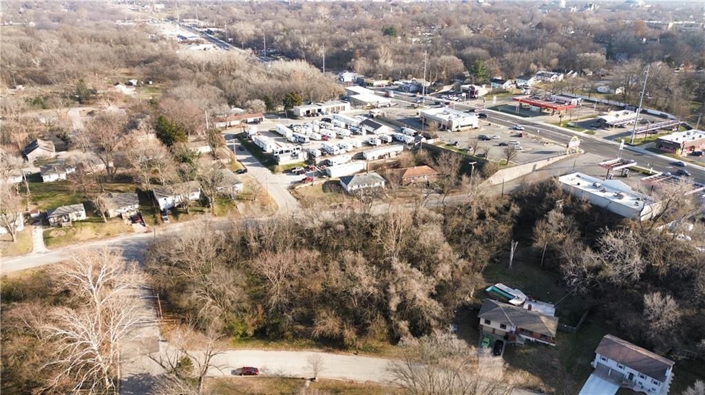 11621 Circle Drive — photo 4