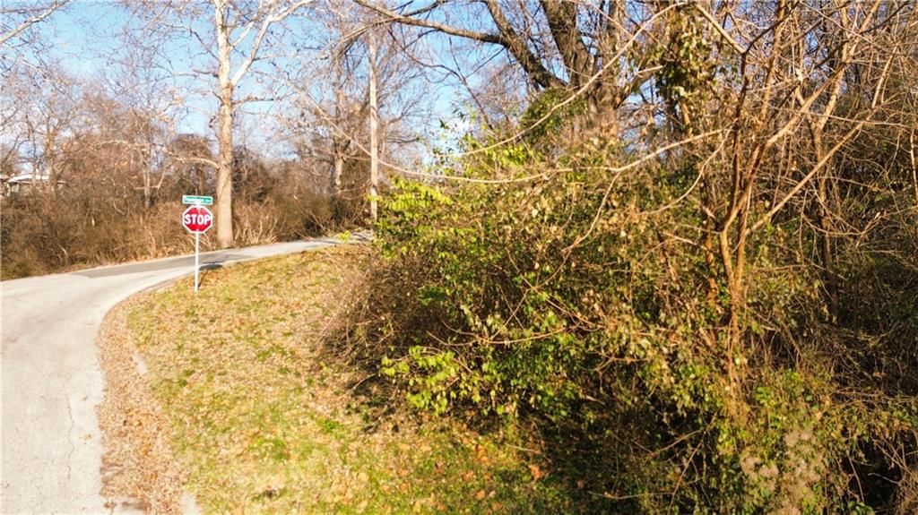 11621 Circle Drive — photo 9