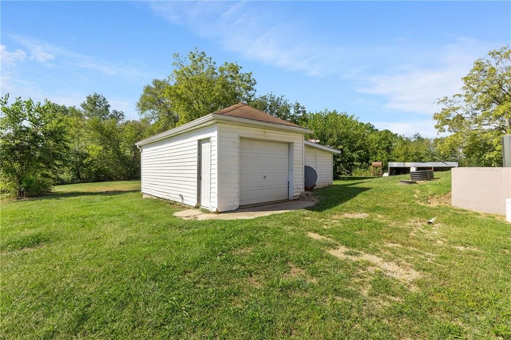 671 NE 750 Road — photo 47