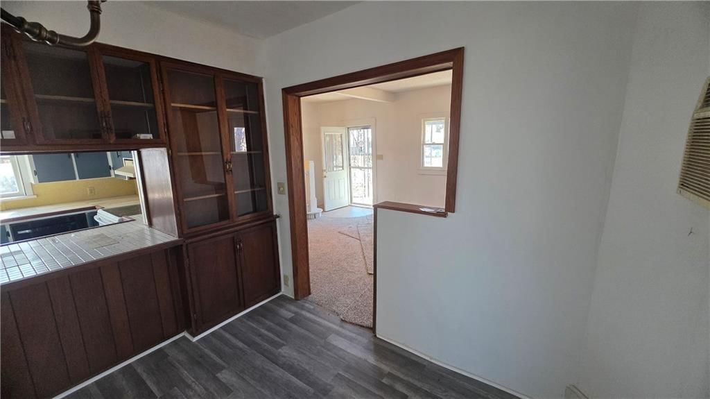 325 Monroe Street — photo 5