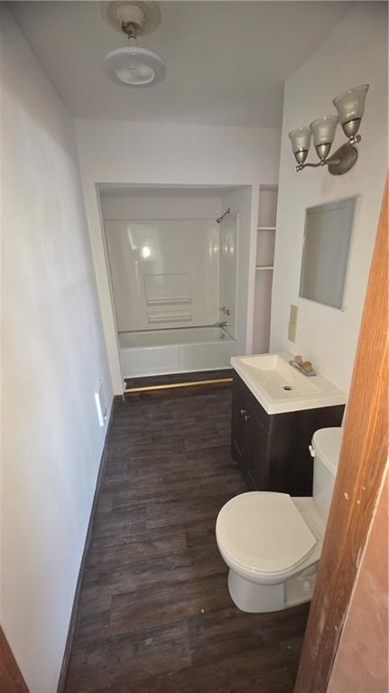 325 Monroe Street — photo 10