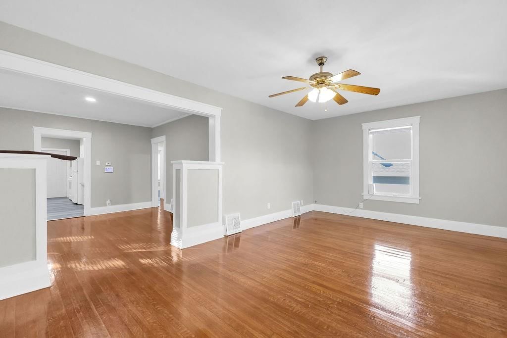 2908 Charles Street — photo 3