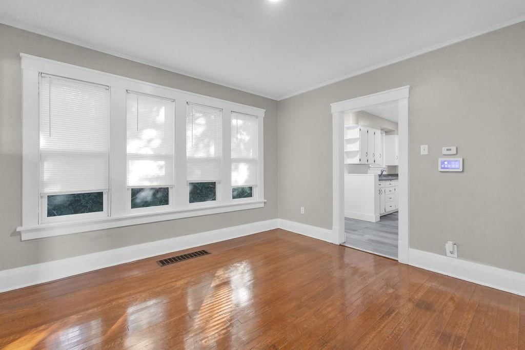 2908 Charles Street — photo 7
