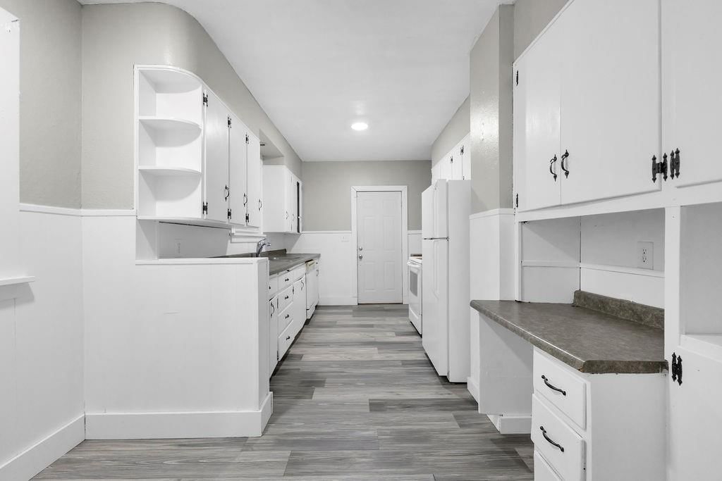 2908 Charles Street — photo 10