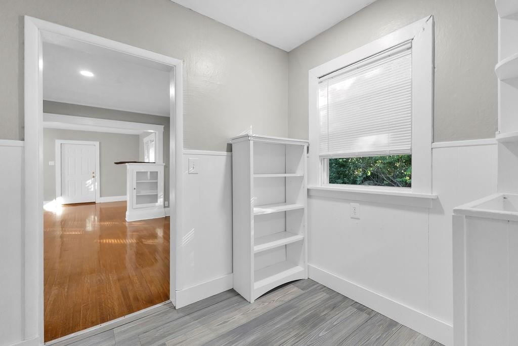 2908 Charles Street — photo 13