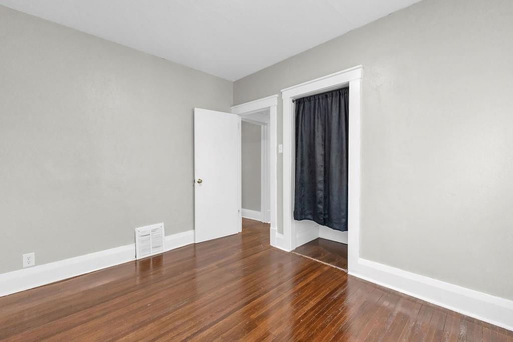 2908 Charles Street — photo 18