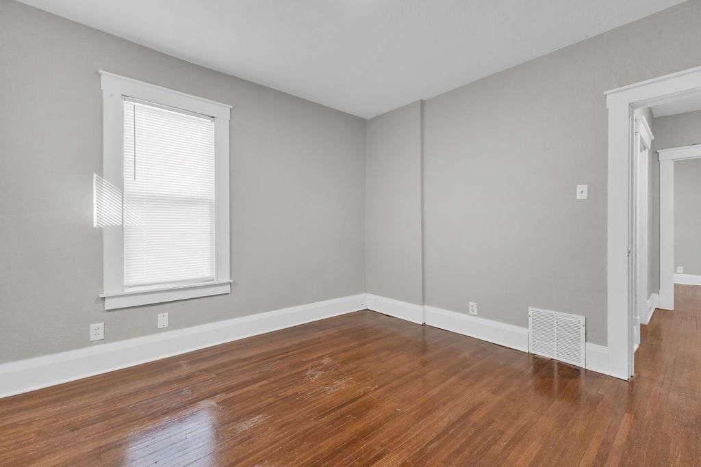 2908 Charles Street — photo 22
