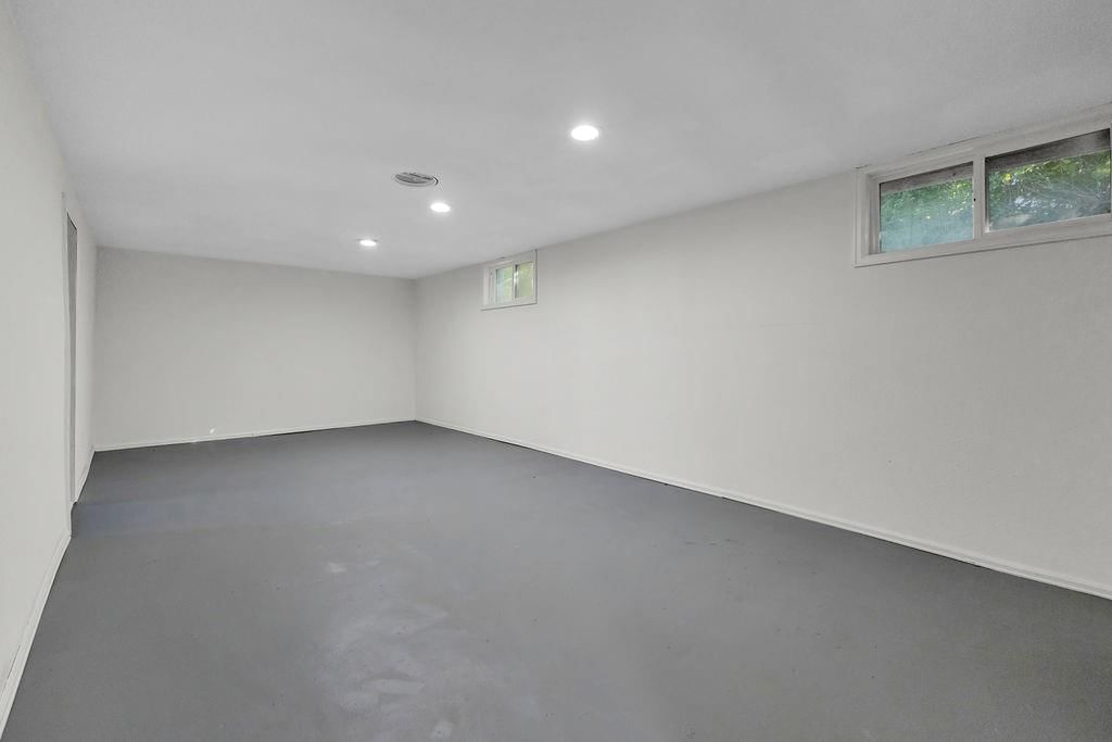 2908 Charles Street — photo 28