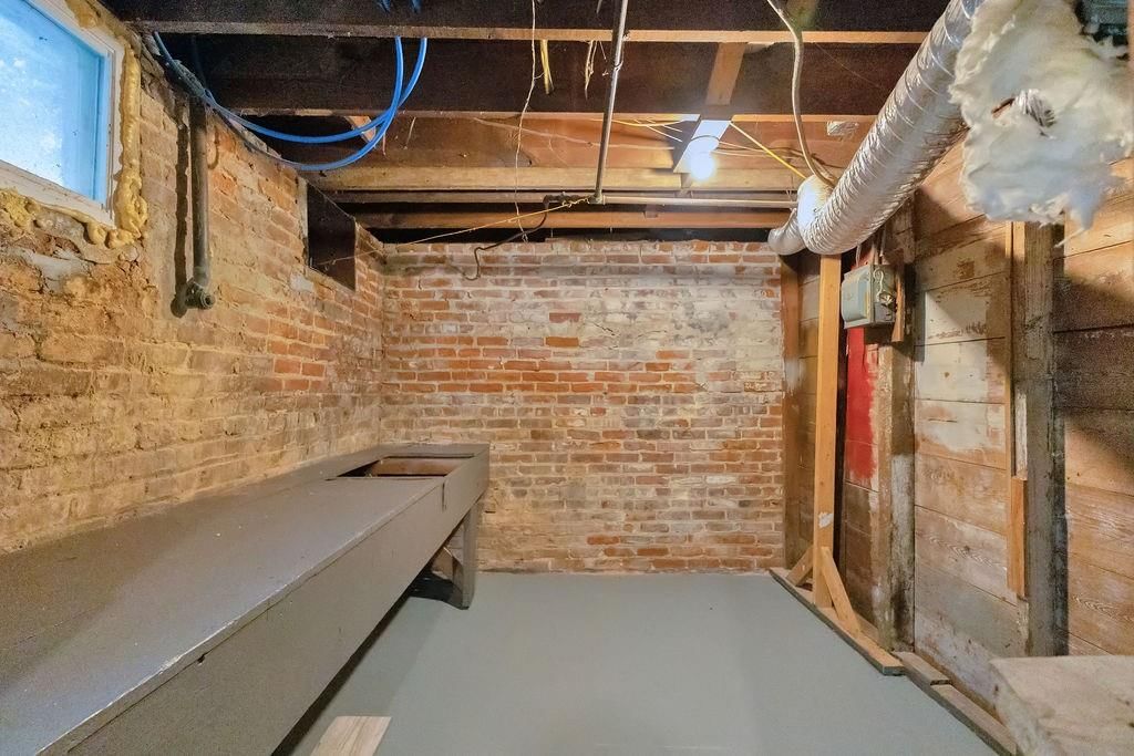 2908 Charles Street — photo 39