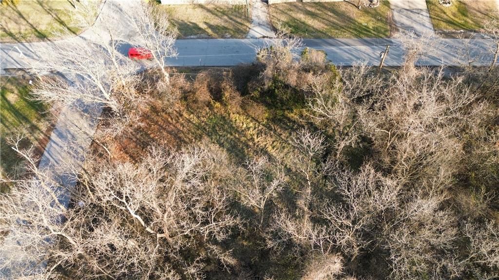 412 S Sugar Creek Boulevard — photo 5
