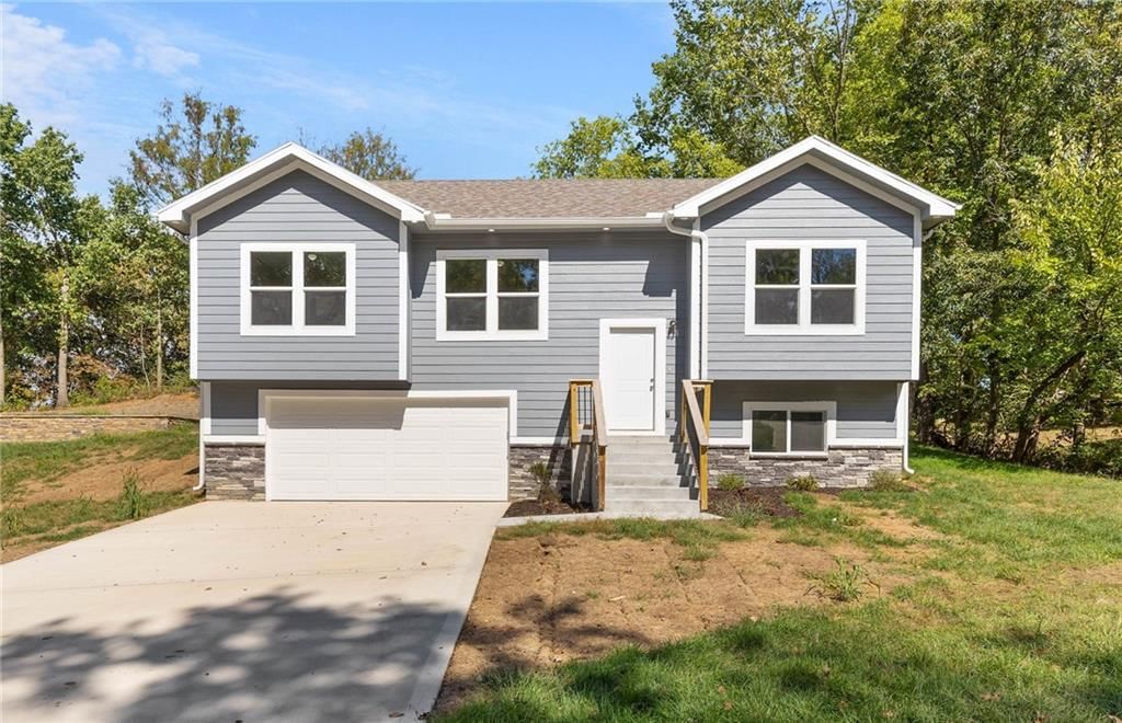 134 Cedar Court — photo 1