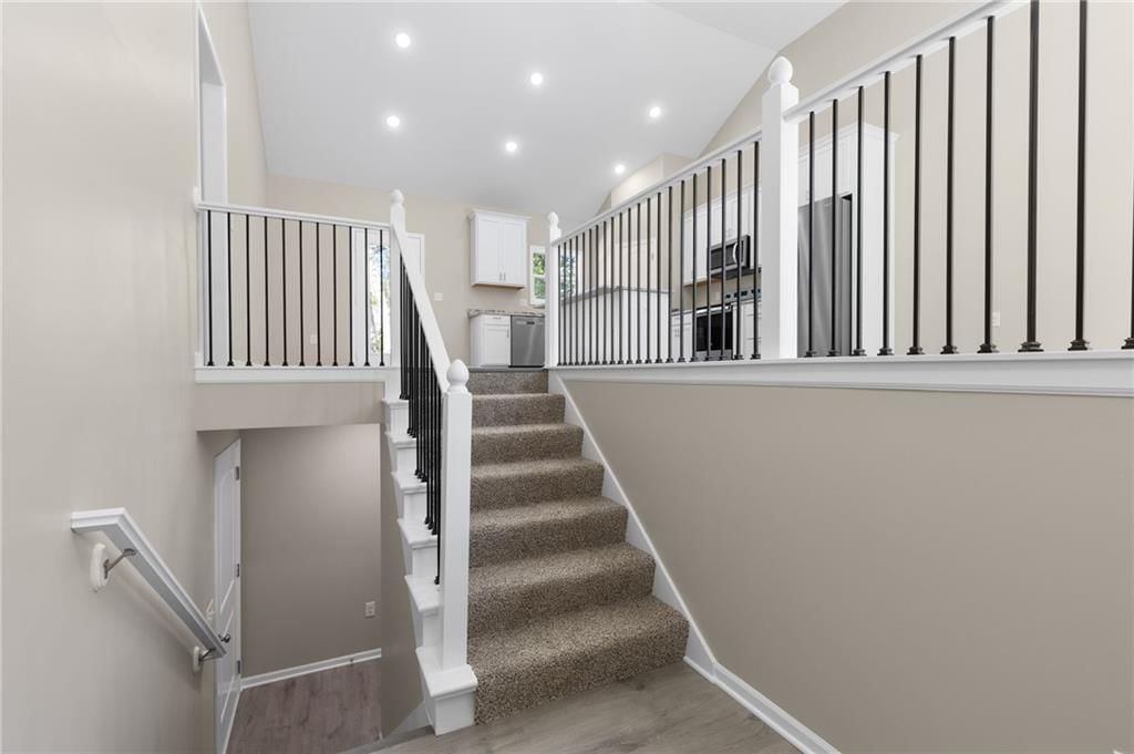 134 Cedar Court — photo 5