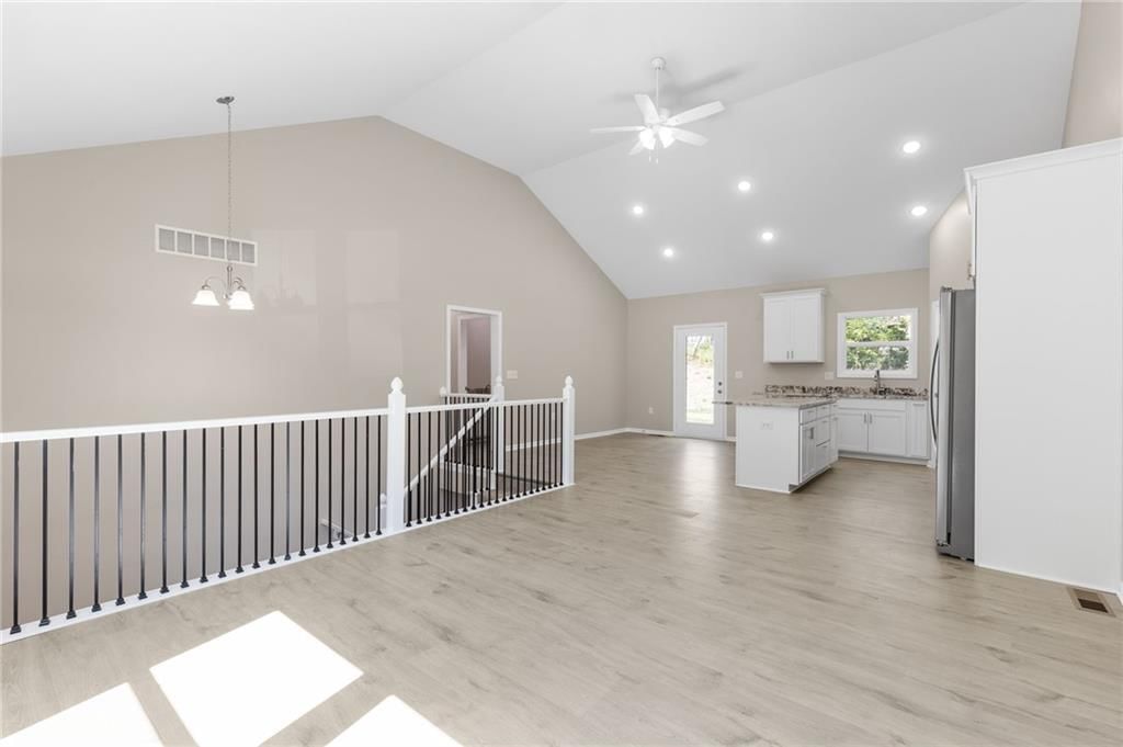 134 Cedar Court — photo 16