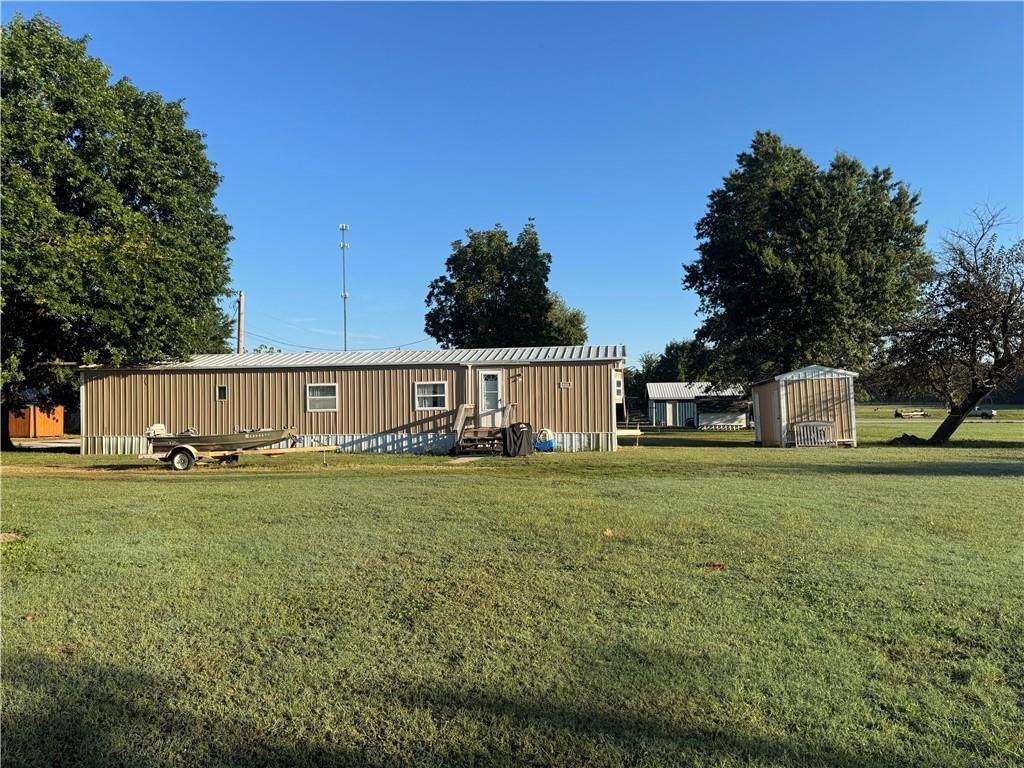 702 N Vermont Avenue, Columbus, KS