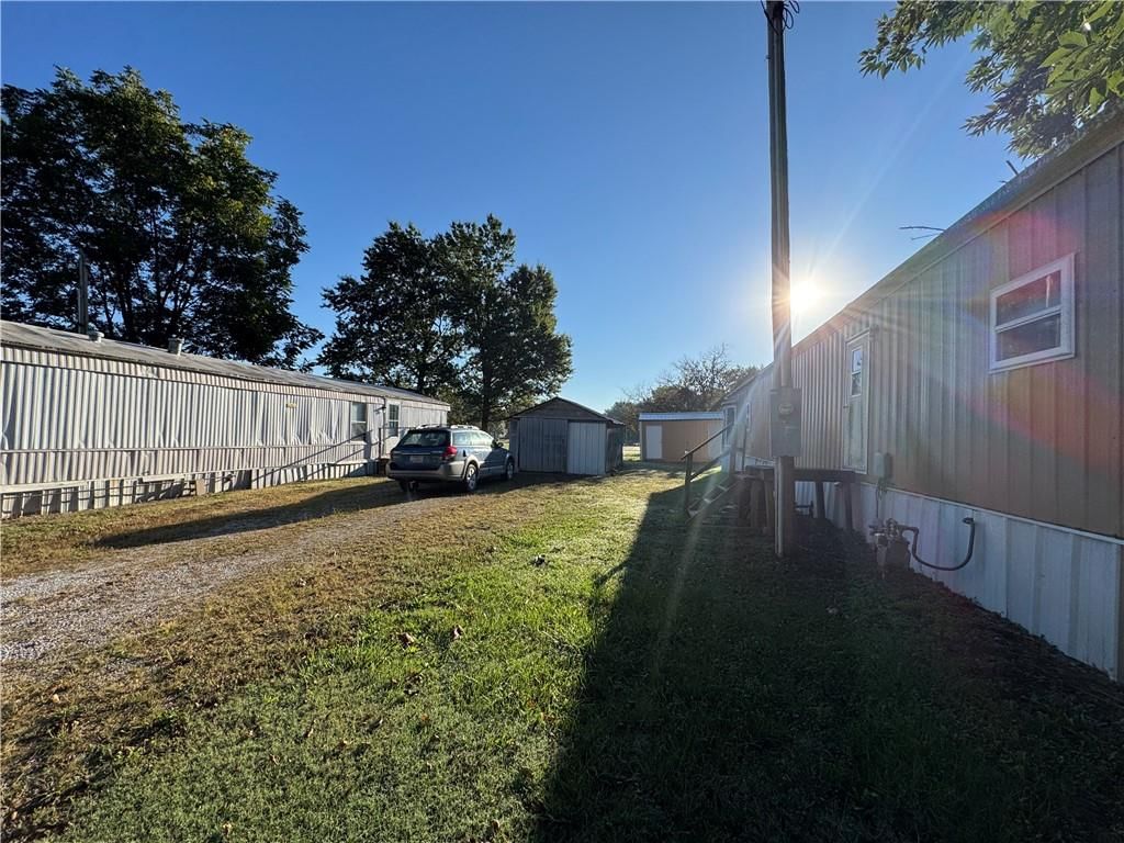 702 N Vermont Avenue — photo 6