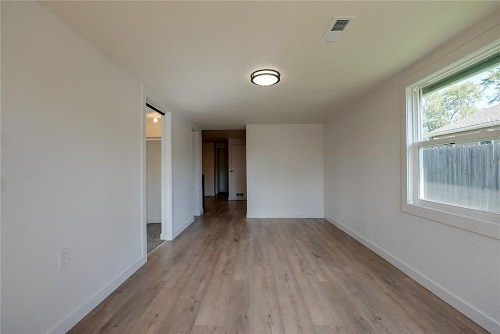 335 E Mason Street Street — photo 4