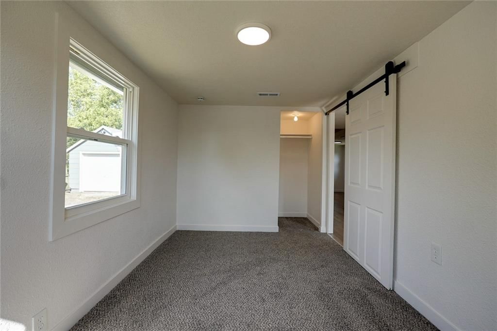 335 E Mason Street Street — photo 9