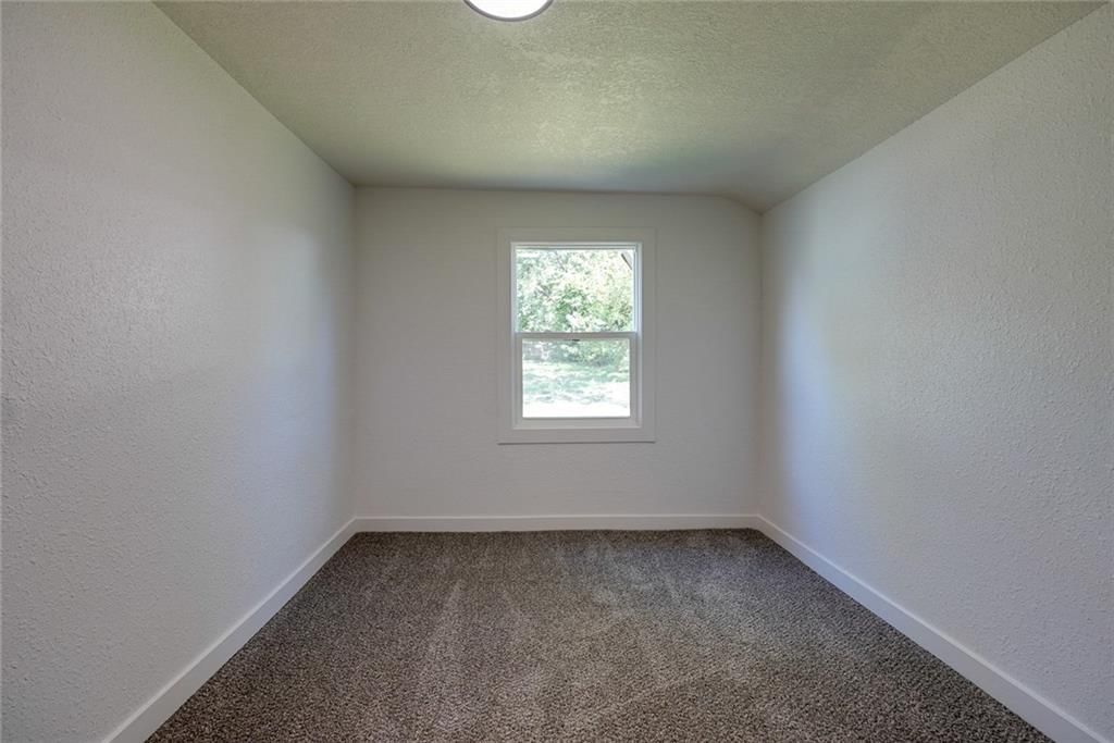 335 E Mason Street Street — photo 10