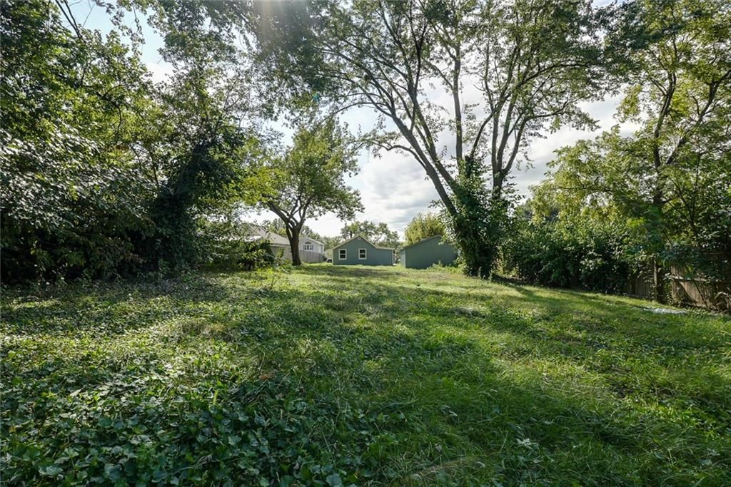 335 E Mason Street Street — photo 18