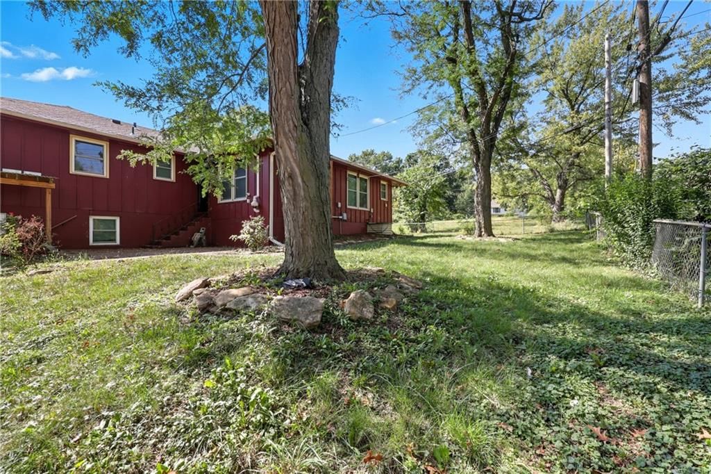 4206 E 104th Terrace — photo 4