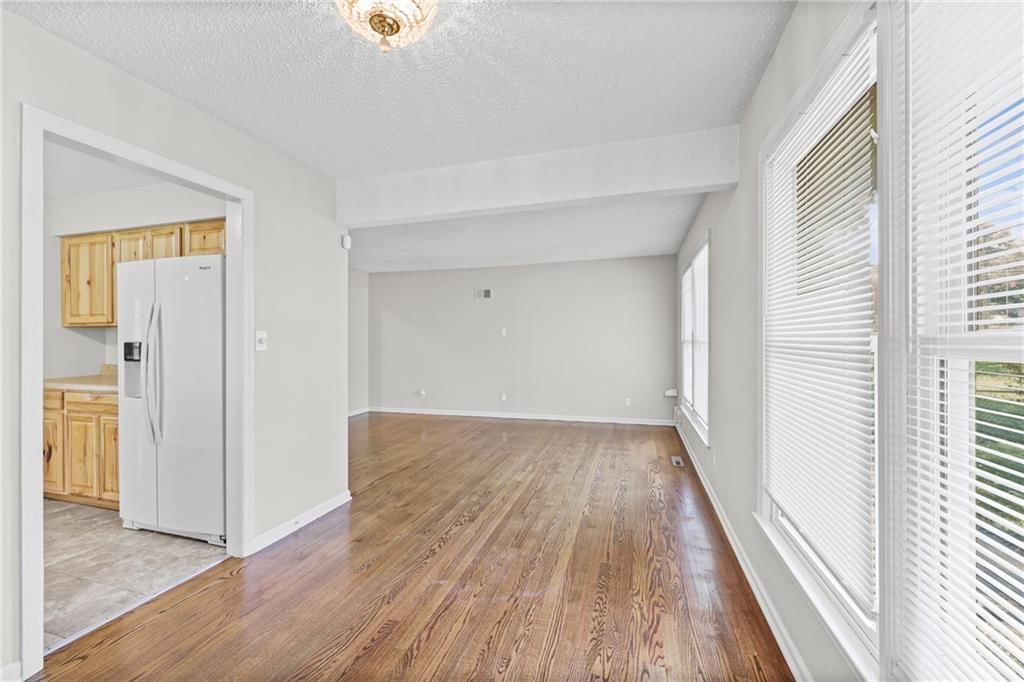 4206 E 104th Terrace — photo 9