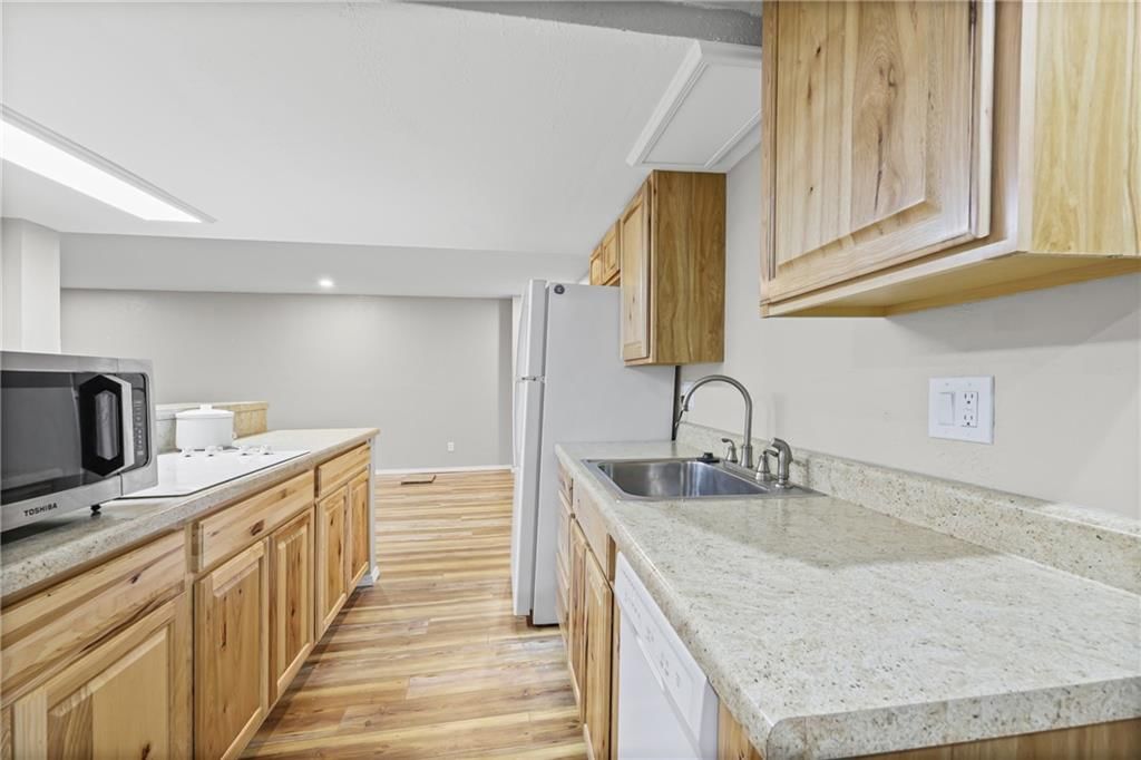 4206 E 104th Terrace — photo 29
