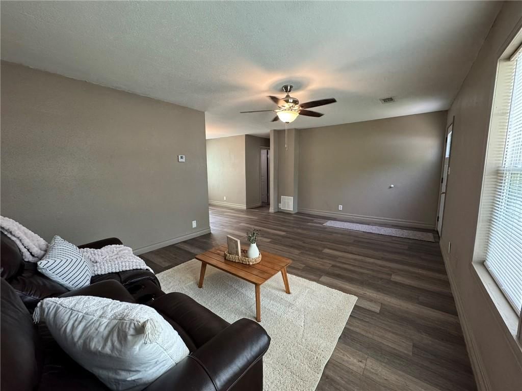 509 WAVERLY Way — photo 10