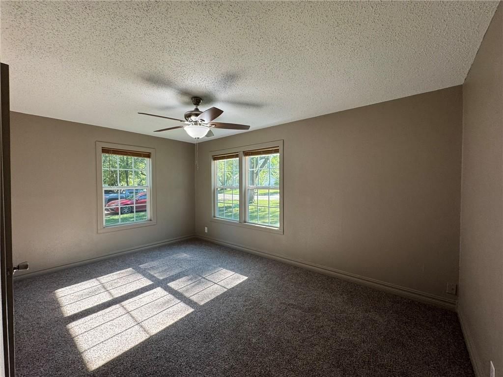 509 WAVERLY Way — photo 25