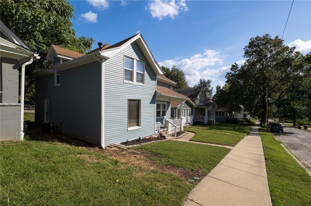 423 N Drury Avenue — photo 5