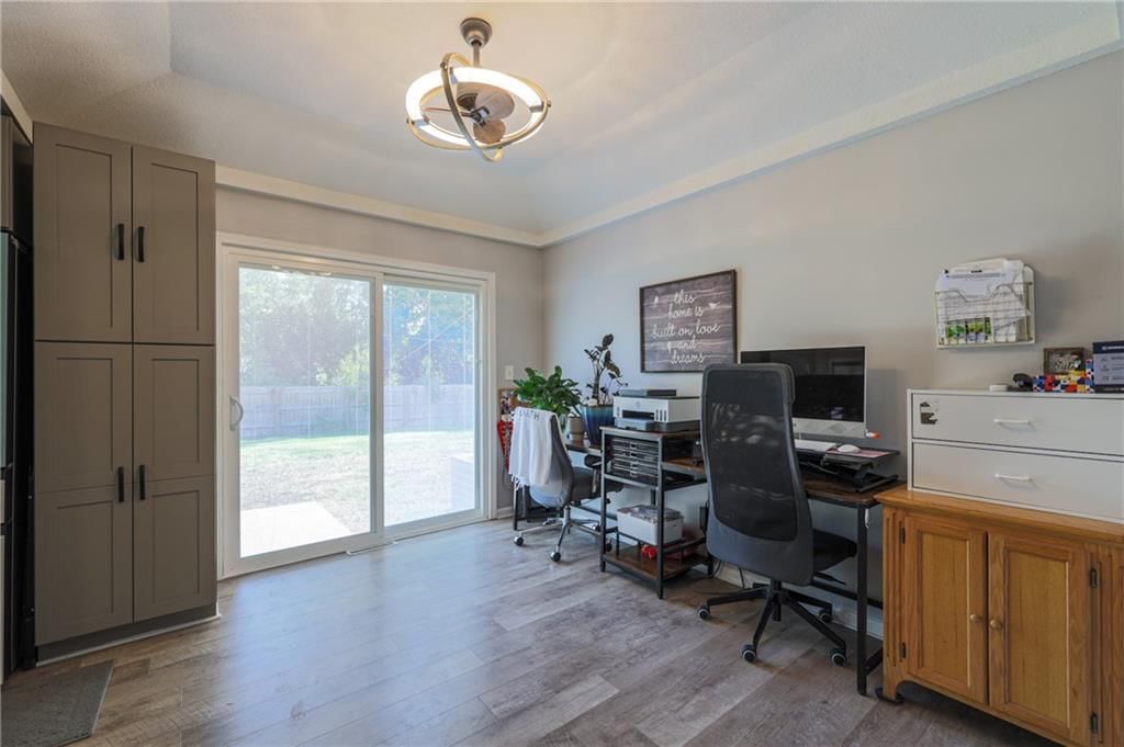 Photo 7 of 22 - 403 Ridgeway Drive