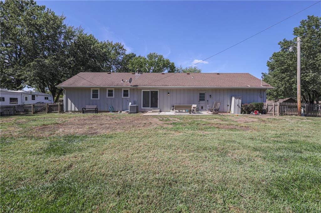 Photo 20 of 22 - 403 Ridgeway Drive
