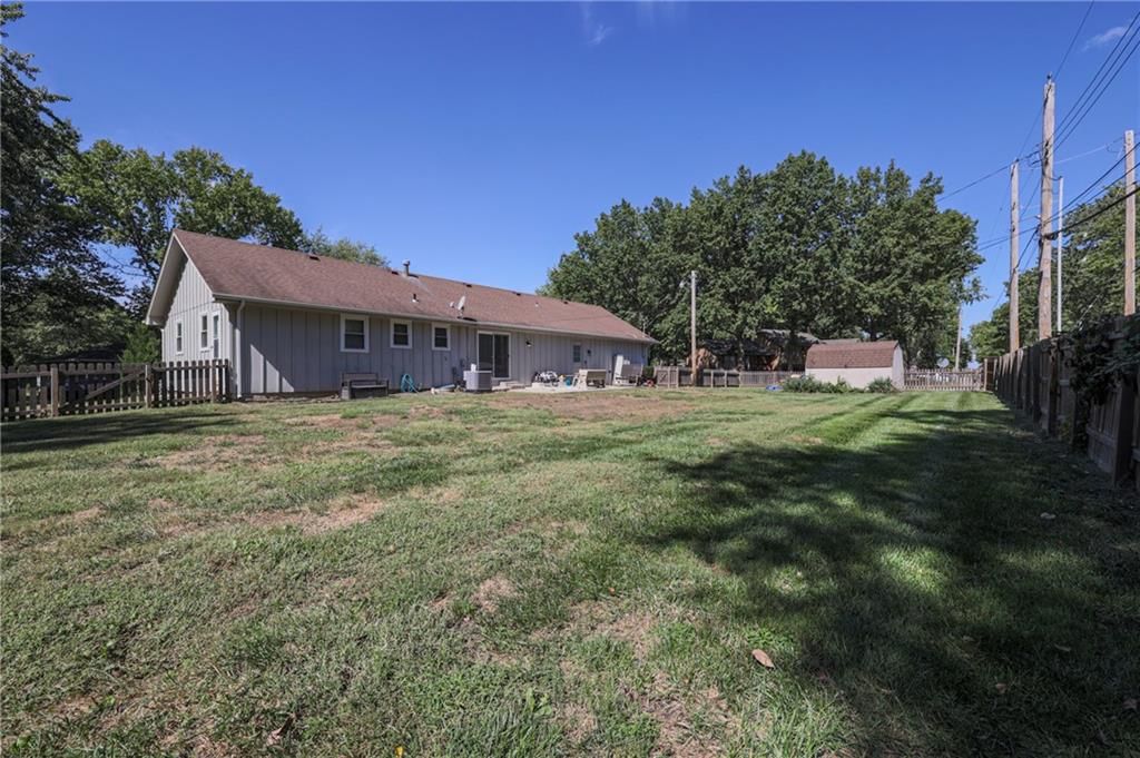 Photo 21 of 22 - 403 Ridgeway Drive
