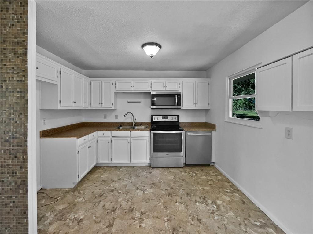 1209 Liberty Drive Terrace — photo 6