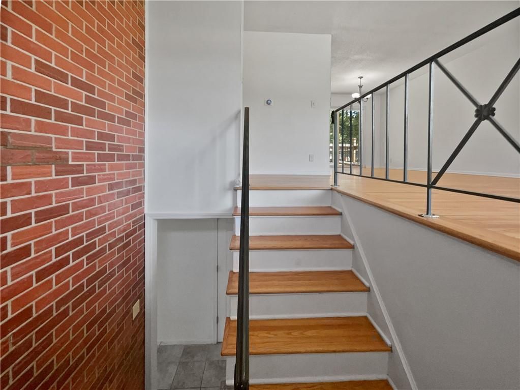 1209 Liberty Drive Terrace — photo 12