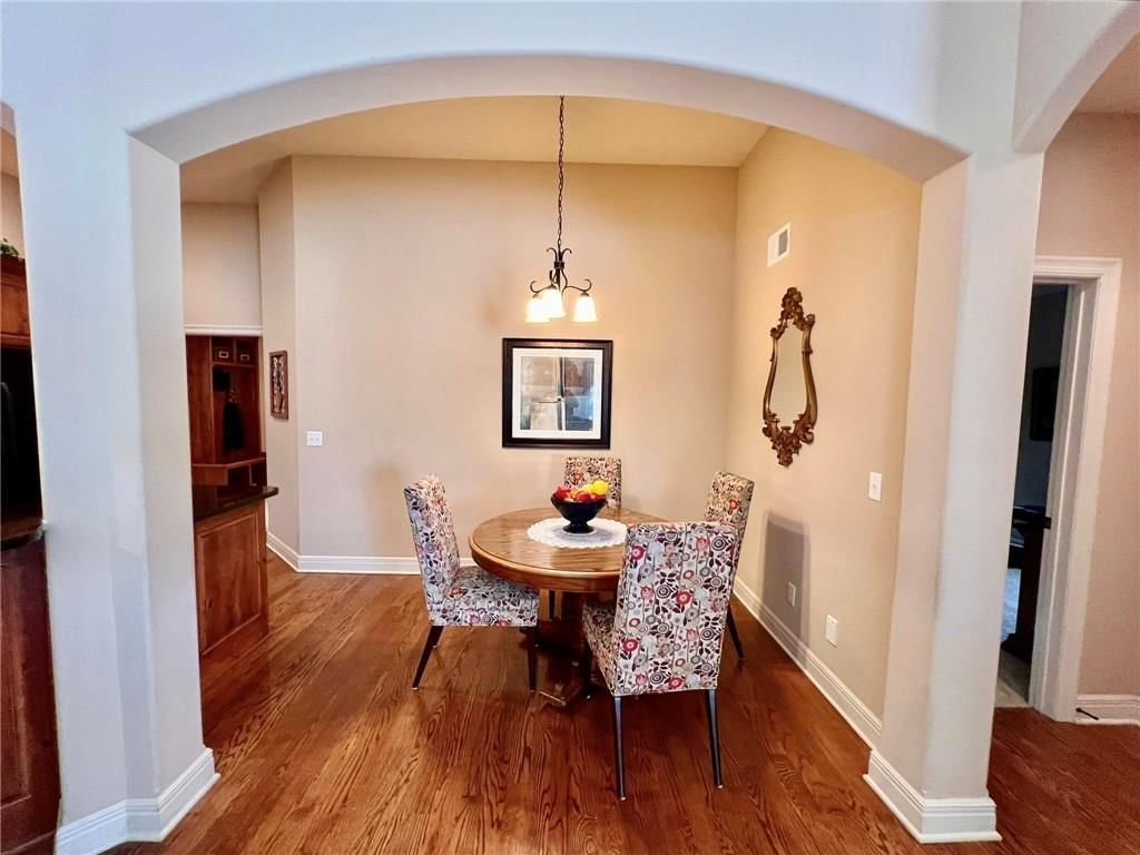 4149 NE Chapel Manor Drive — photo 10