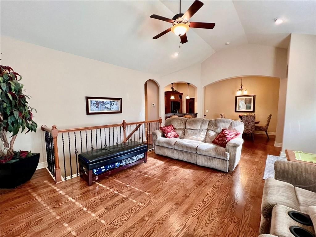 4149 NE Chapel Manor Drive — photo 13