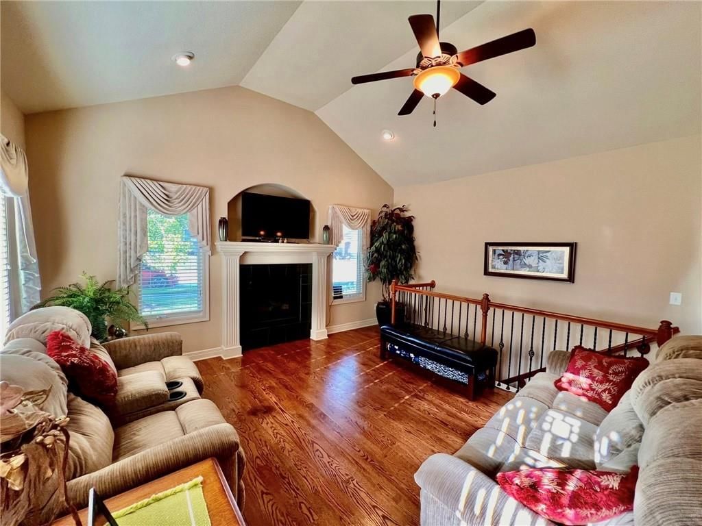 4149 NE Chapel Manor Drive — photo 14
