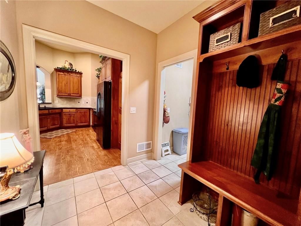 4149 NE Chapel Manor Drive — photo 24
