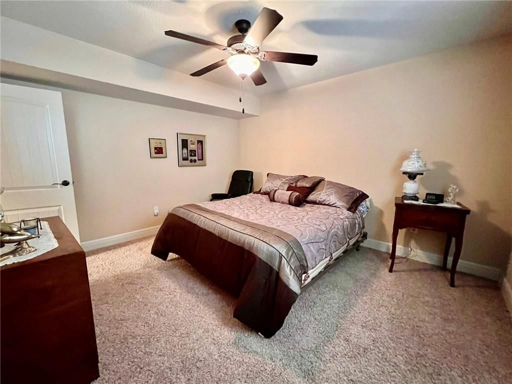 4149 NE Chapel Manor Drive — photo 33