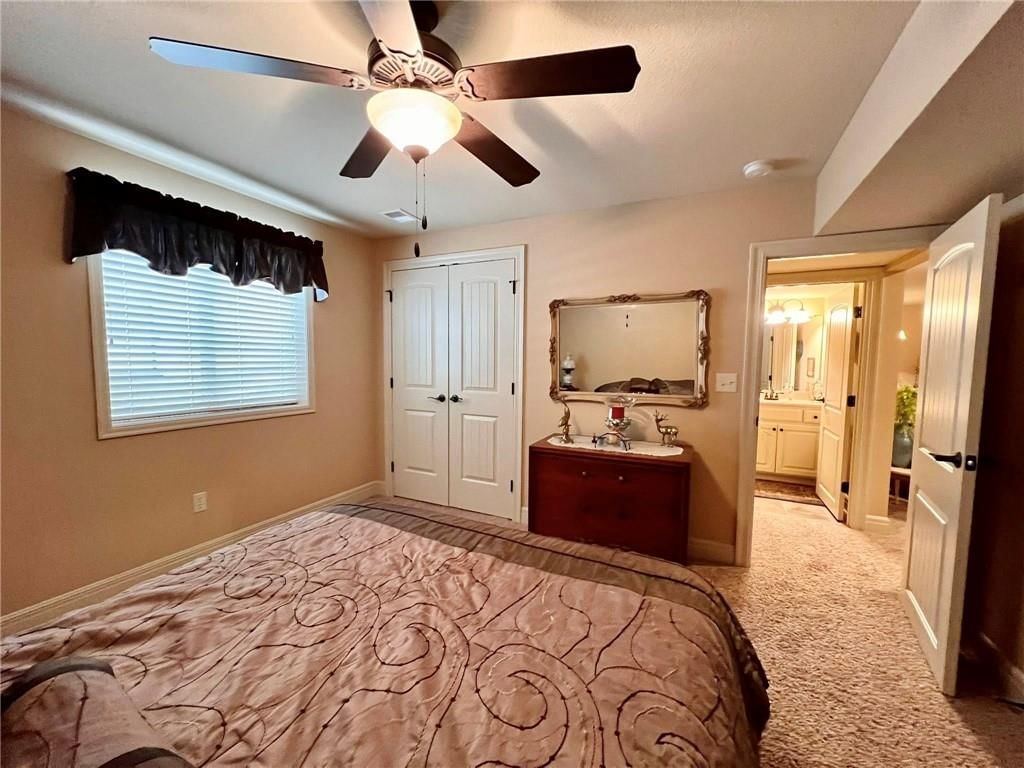 4149 NE Chapel Manor Drive — photo 34