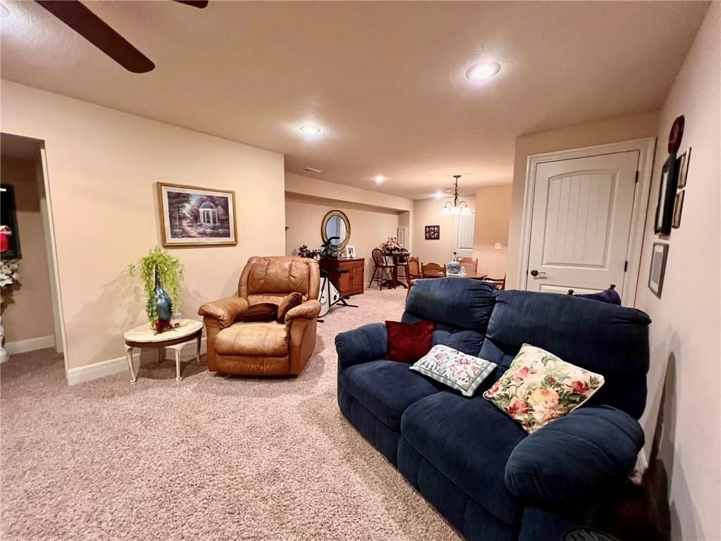 4149 NE Chapel Manor Drive — photo 42